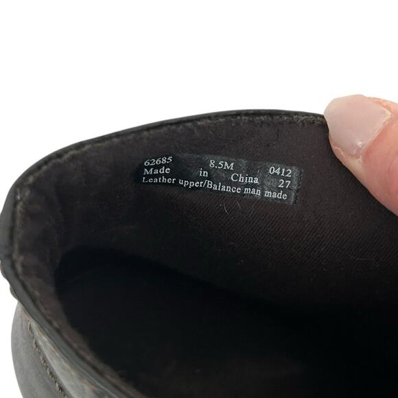 Clarks Bergen Black Leather Heeled Booties Sz 8.5 - Picture 9 of 10